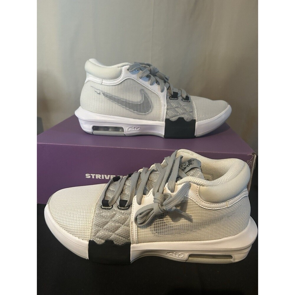 Size 9.5 - Nike LeBron Witness 8 White Light Smoke Grey - New